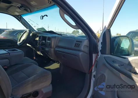 2003 Ford Excursion Xlt из США, поврежденный, VIN 1FMNU40L23EB57138